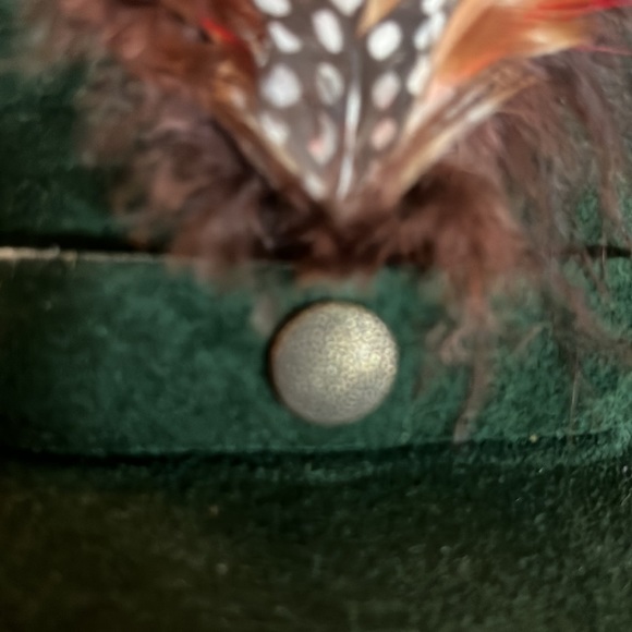 WINFIELD COVER CO Size Small Greem Suede Leather Hat Feather German Austria NEW - Picture 13 of 17